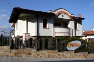 Частна детска градина Лапину