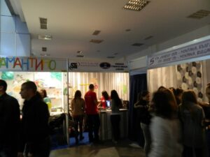 Финансово-Стопанска Гимназия "Атанас Буров" - Хасково