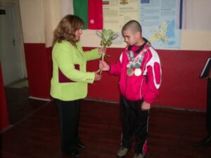 Помощно училище „Братя Миладинови” - Варна