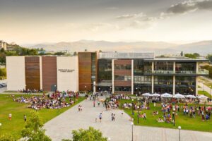 Американският университет в България