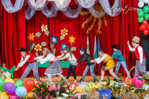 НУ "Архимандрит Зиновий" - Радомир