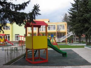 Детска градина №121 - Нови Искър