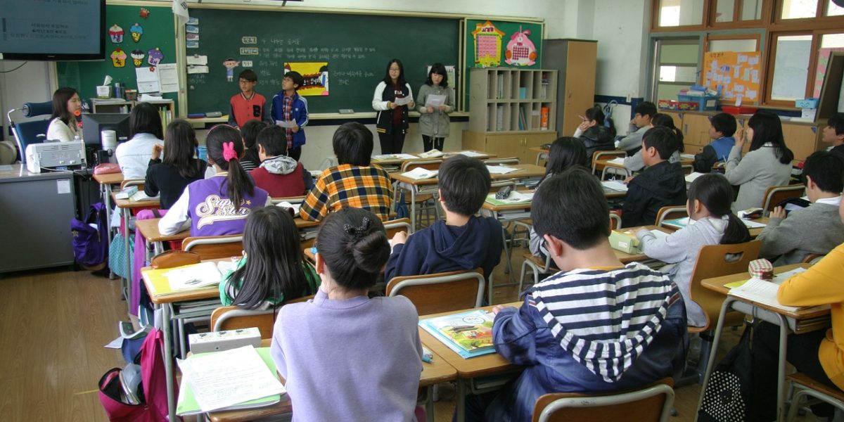 Ето как ще се насърчава и повишава грамотността